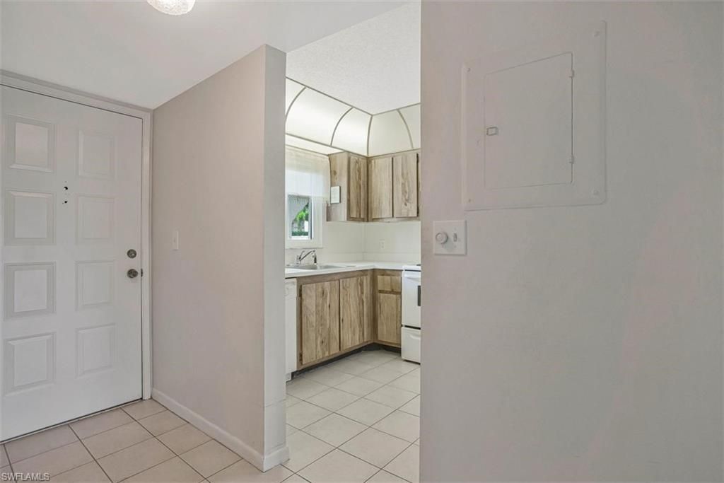 4306 27th Ct Sw, Unit 102, Naples, FL 34116 Photo
