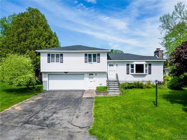 810 Hillview Drive, Herkimer, NY 13350