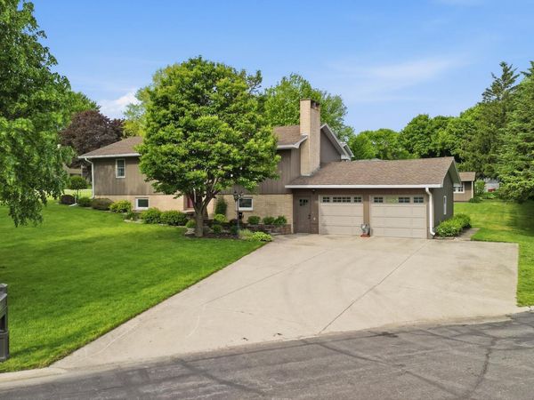 130 Half Moon Road, Wells, MN 56097