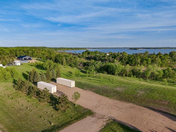 329XX [C] E Rosewood Trl , Dent, MN 56528