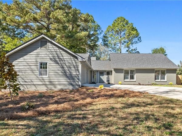 1603 Golf Link Drive , Stone Mountain, GA 30088