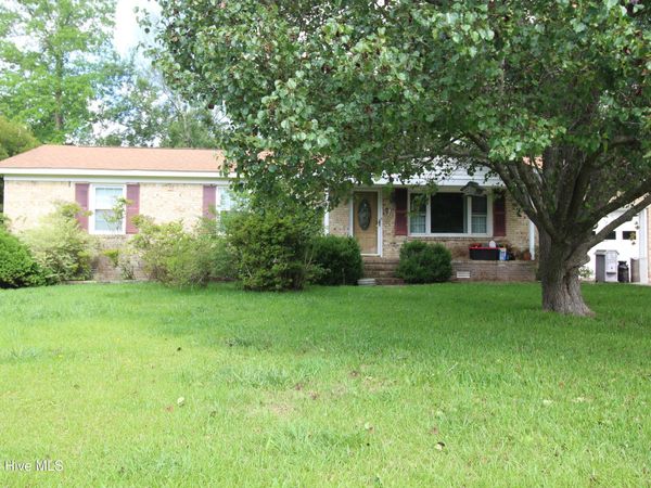 201 Berkshire Drive , Havelock, NC 28532