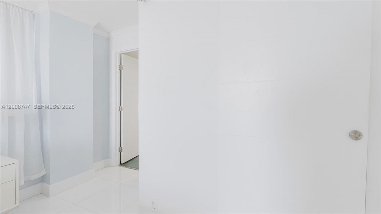 2625 Collins Ave, Unit 803, Miami Beach, FL 33140 Photo
