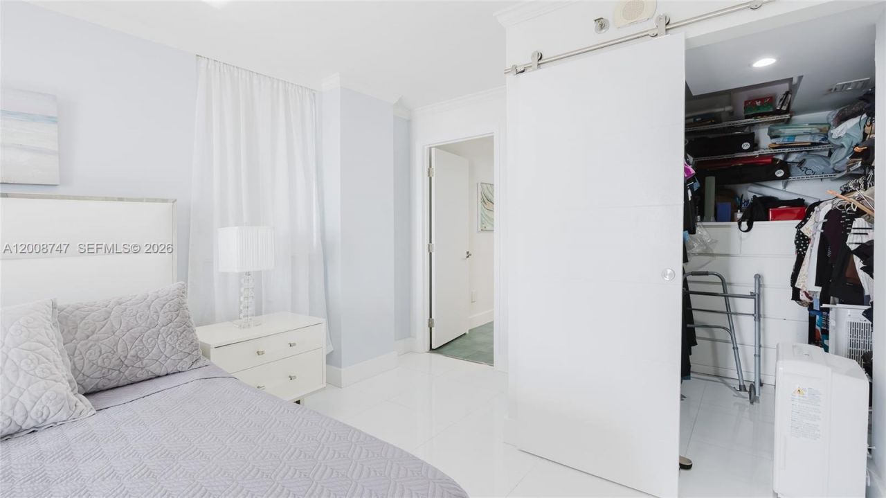 2625 Collins Ave, Unit 803, Miami Beach, FL 33140 Photo