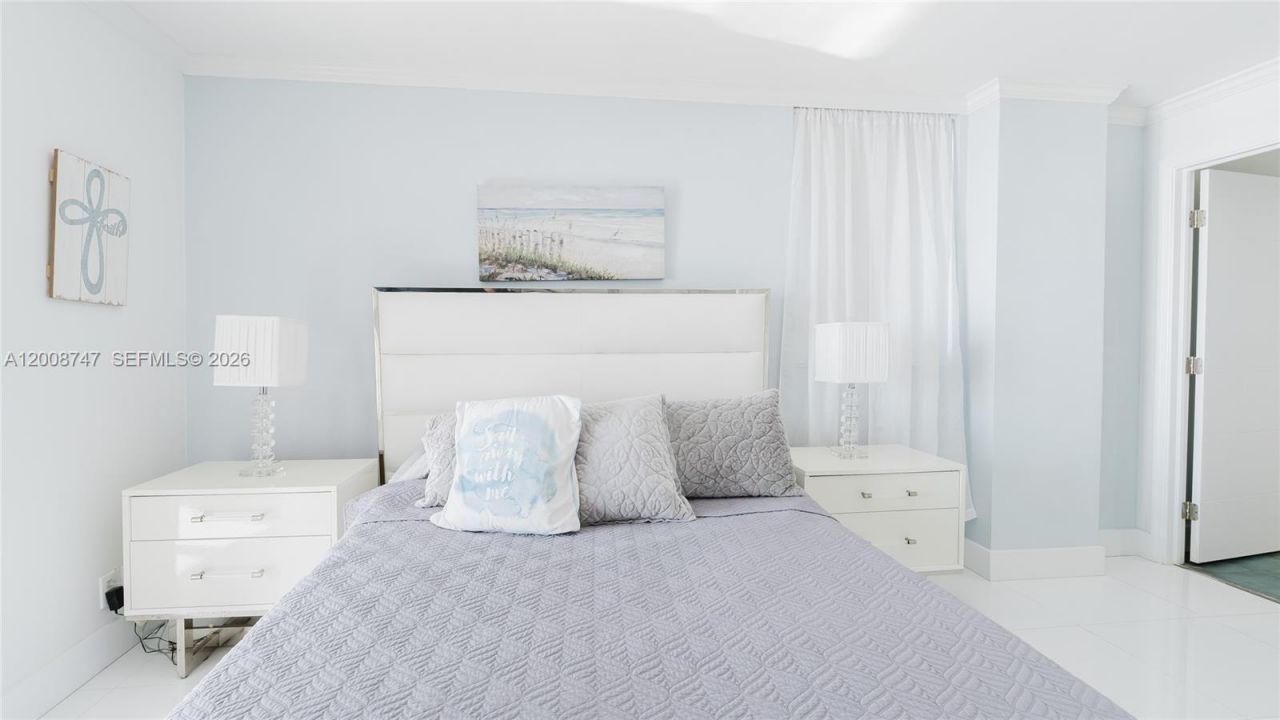 2625 Collins Ave, Unit 803, Miami Beach, FL 33140 Photo