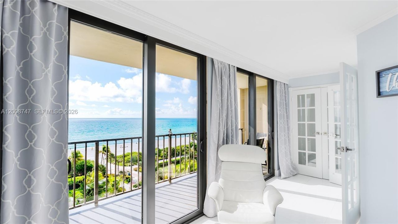 2625 Collins Ave, Unit 803, Miami Beach, FL 33140 Photo