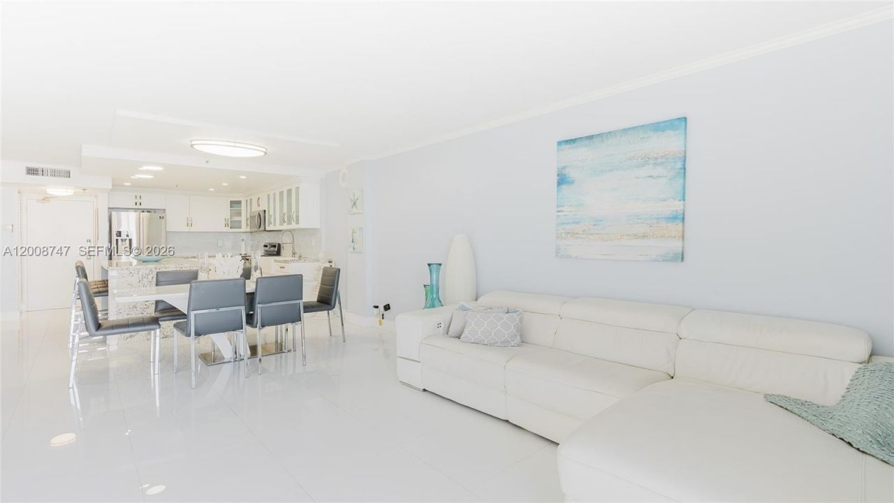2625 Collins Ave, Unit 803, Miami Beach, FL 33140 Photo