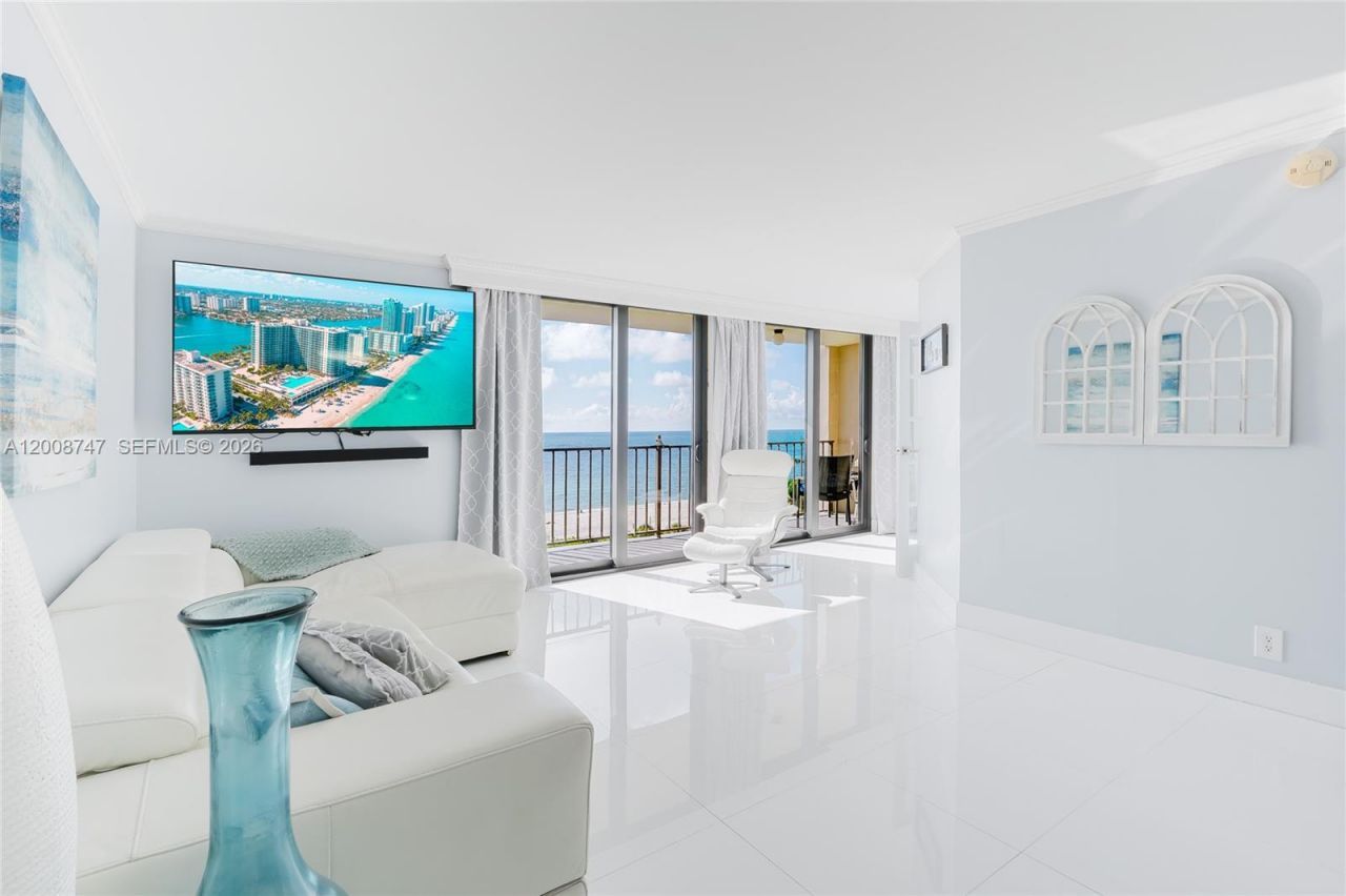 2625 Collins Ave, Unit 803, Miami Beach, FL 33140 Photo