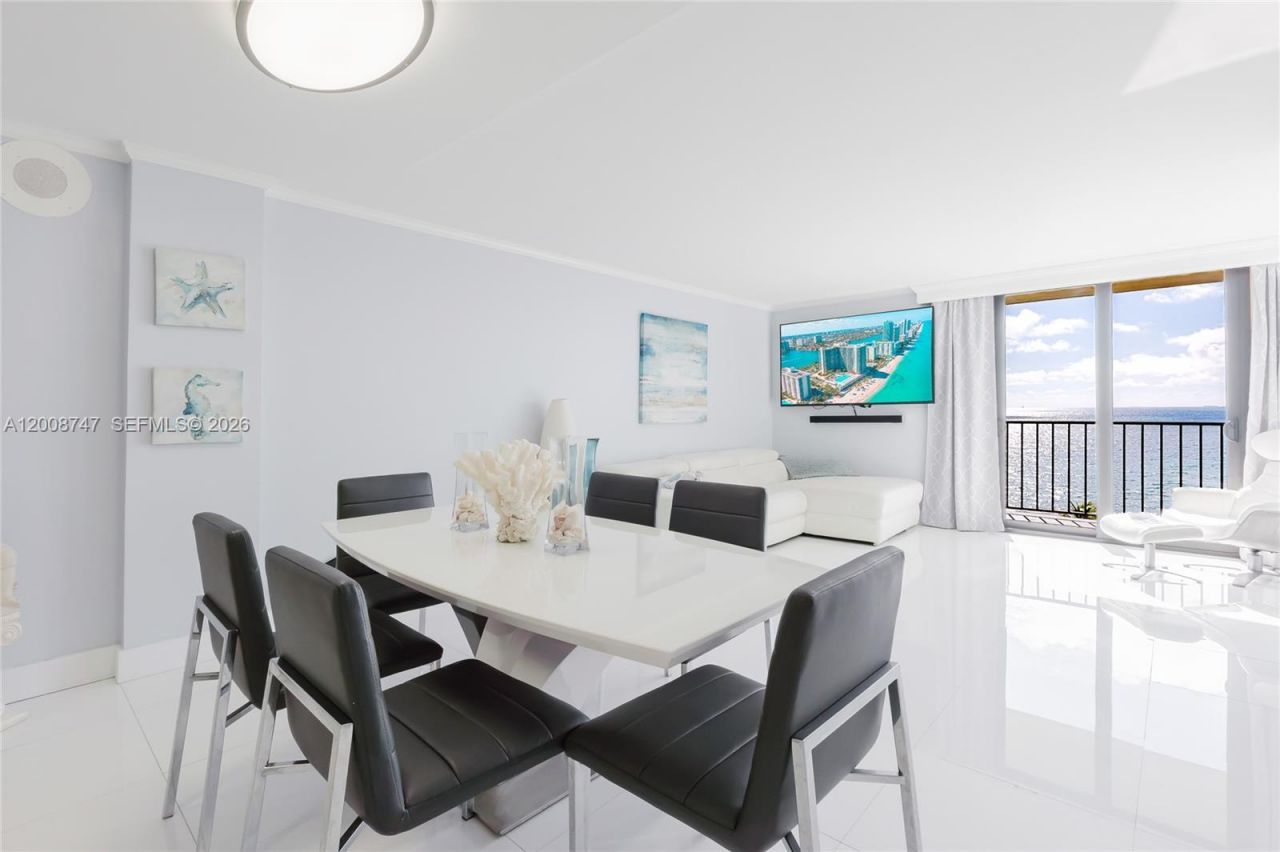 2625 Collins Ave, Unit 803, Miami Beach, FL 33140 Photo