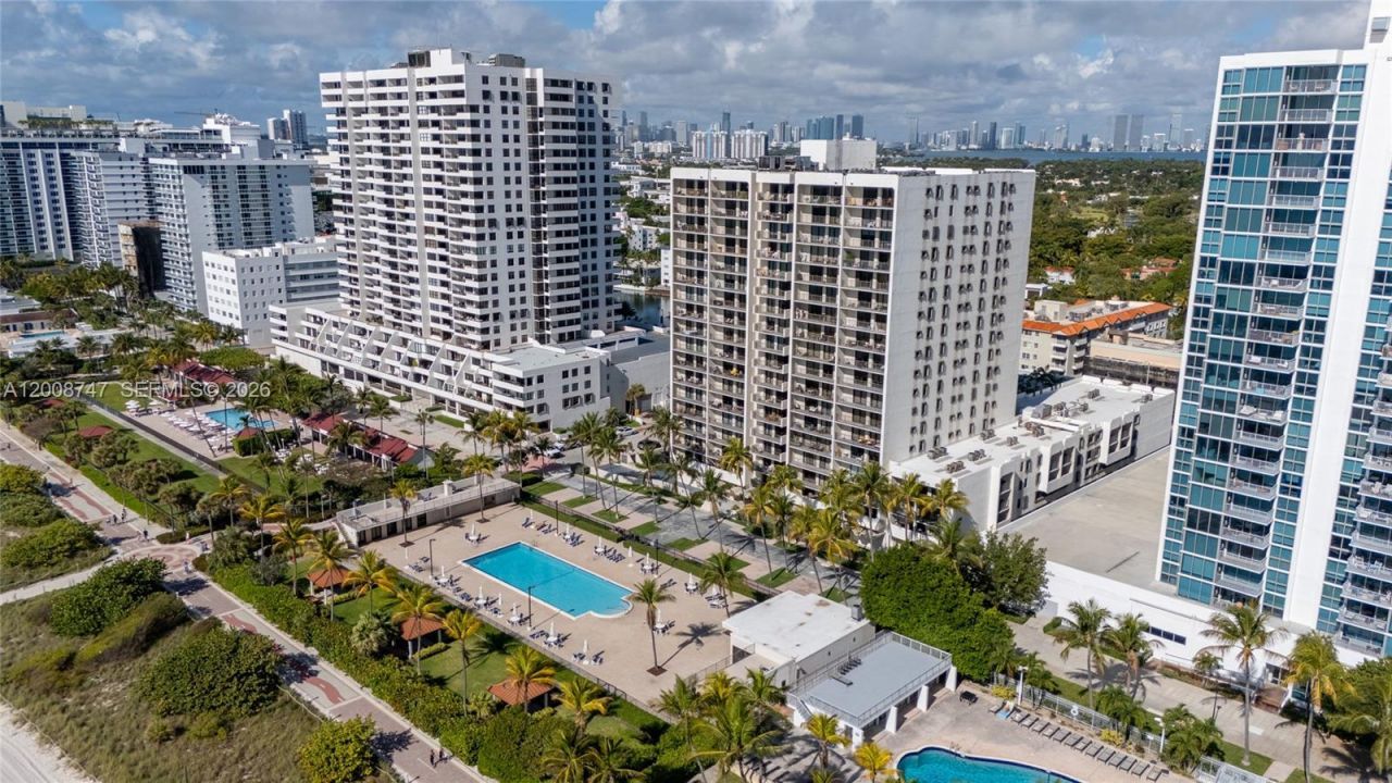2625 Collins Ave, Unit 803, Miami Beach, FL 33140 Photo