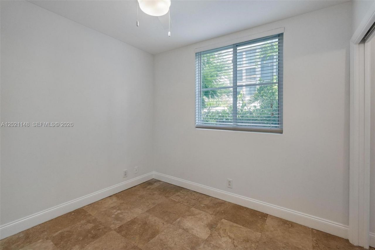 325 Meridian Ave, Unit 5, Miami Beach, FL 33139 Photo