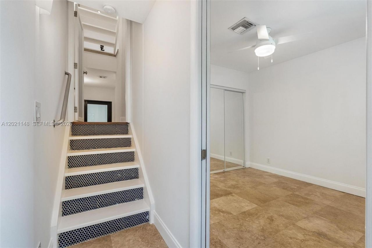 325 Meridian Ave, Unit 5, Miami Beach, FL 33139 Photo