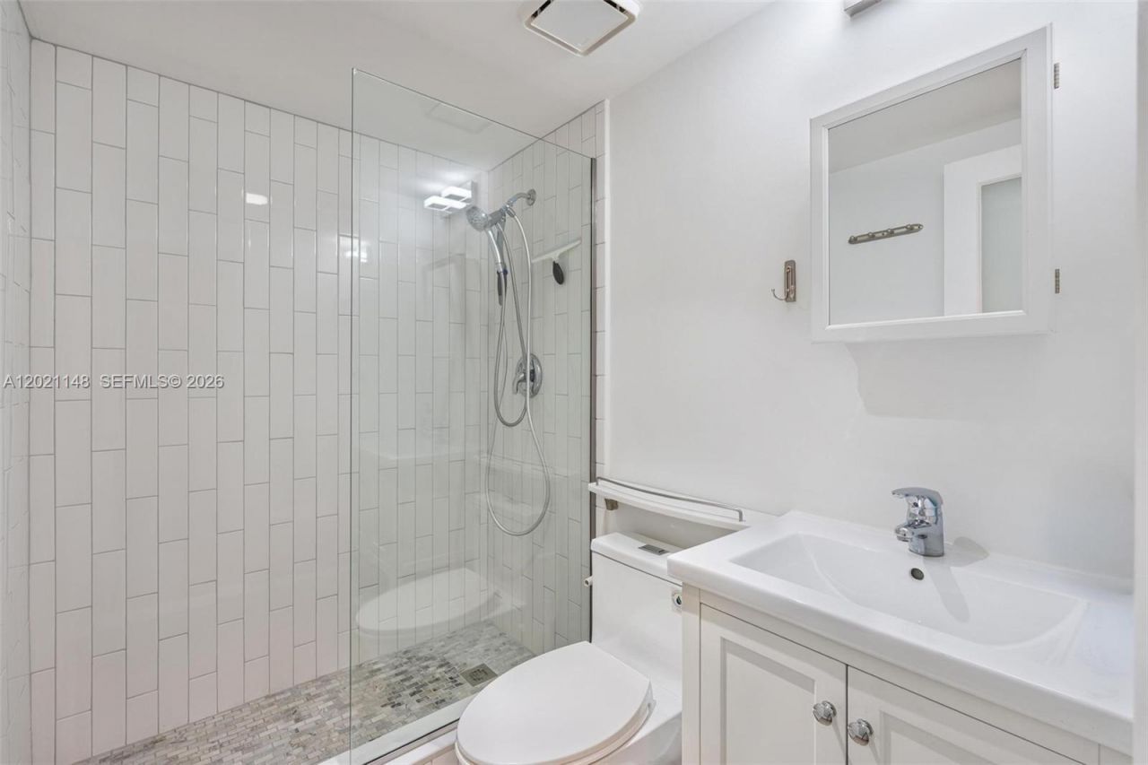 325 Meridian Ave, Unit 5, Miami Beach, FL 33139 Photo