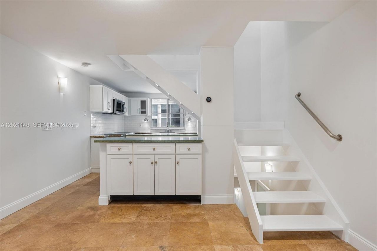 325 Meridian Ave, Unit 5, Miami Beach, FL 33139 Photo