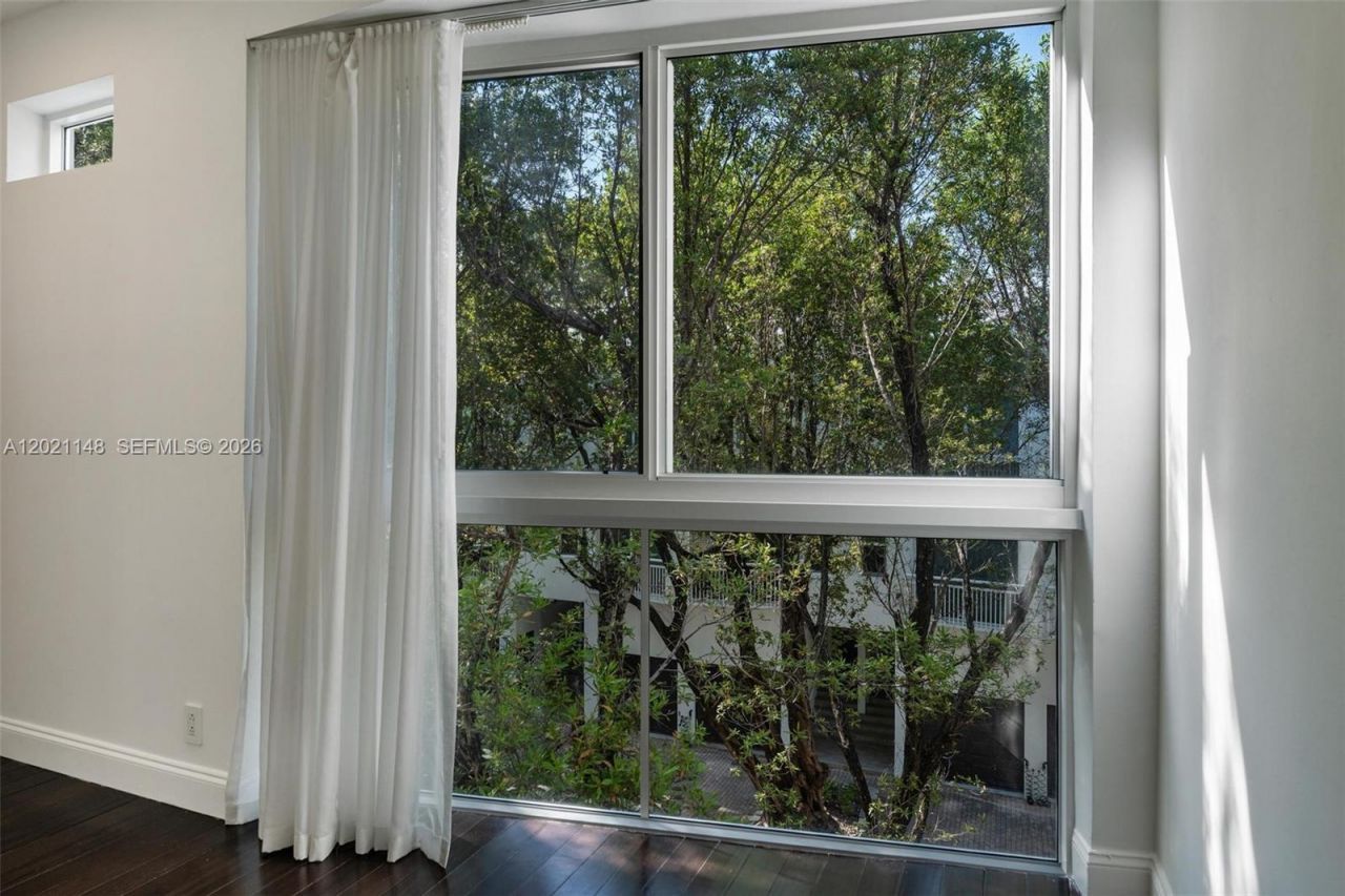 325 Meridian Ave, Unit 5, Miami Beach, FL 33139 Photo