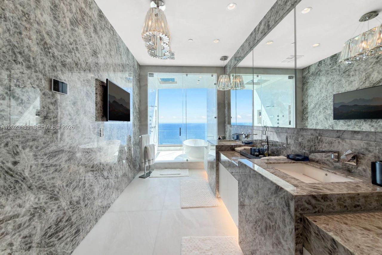 17975 Collins Ave , Unit N-4602, Sunny Isles Beach, FL 33160 Photo