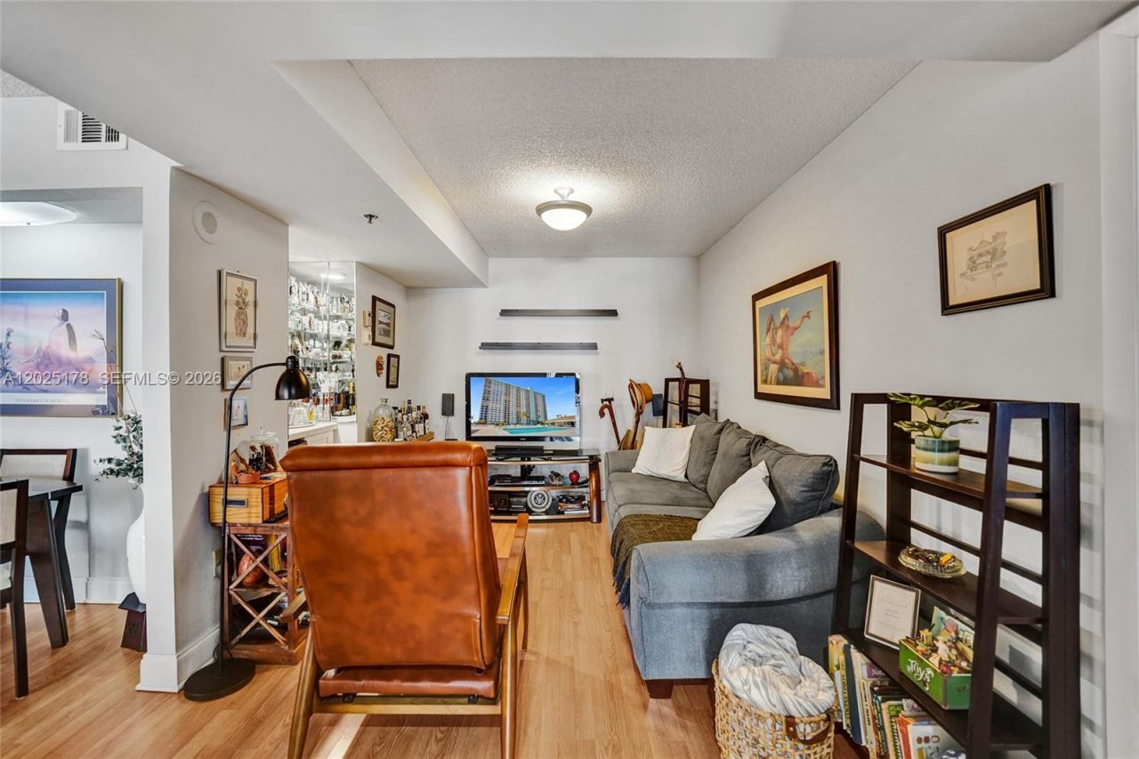 1201 S Ocean Dr, Unit 609S, Hollywood, FL 33019 Photo