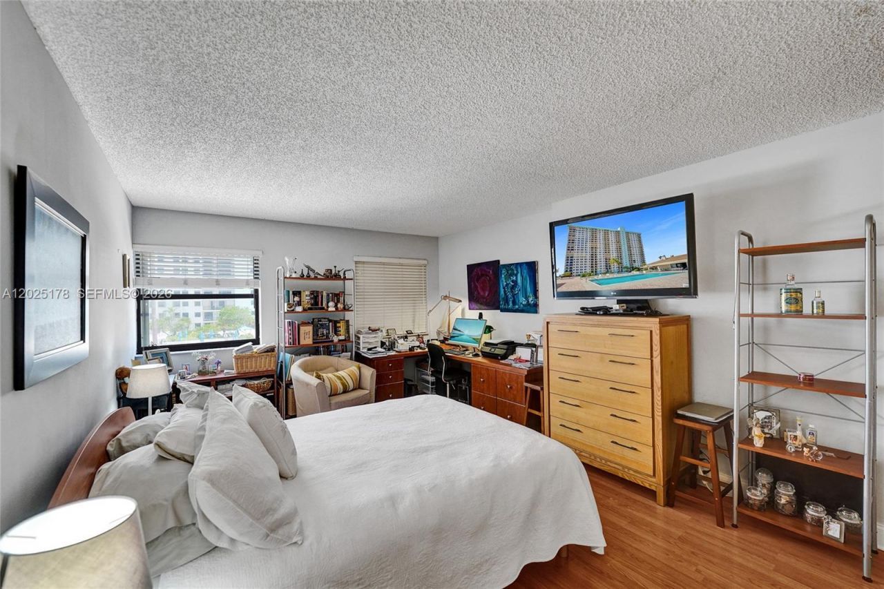 1201 S Ocean Dr, Unit 609S, Hollywood, FL 33019 Photo
