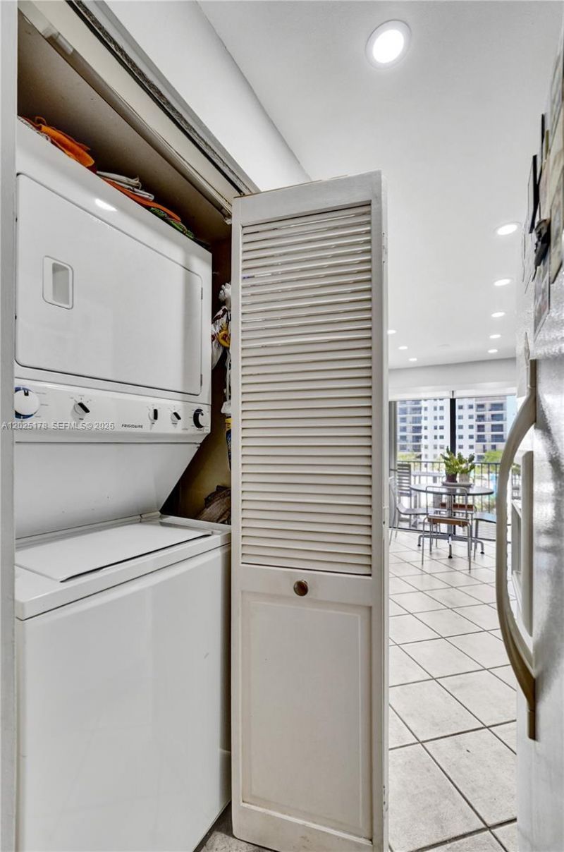 1201 S Ocean Dr, Unit 609S, Hollywood, FL 33019 Photo