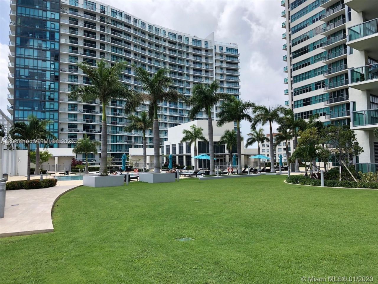 3301 NE 1 Ave , Unit H1003, Miami, FL 33137 Photo