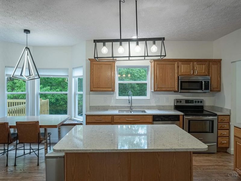 12149 Brookway Drive, Springfield Twp., OH 45240 Photo 9