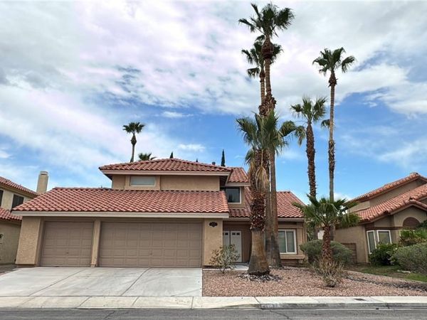4732 Illustrious Street , Las Vegas, NV 89147