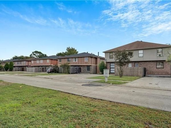 5797 TULLIS Drive , New Orleans, LA 70131