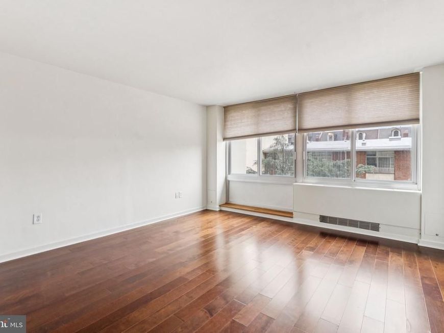 604 36 S Washington Square , Unit 113, Philadelphia, PA 19106 Main Photo