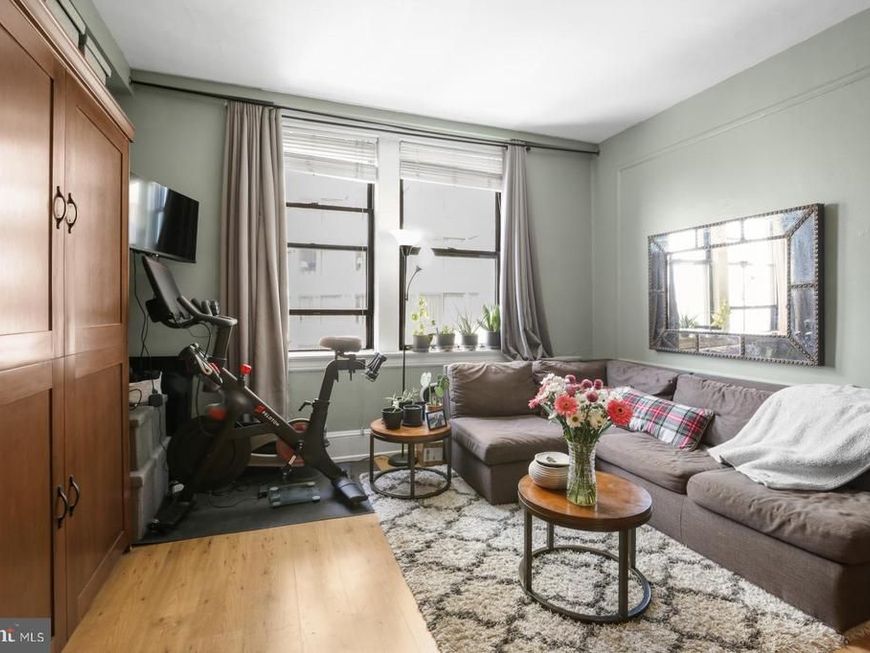 1324 Locust Street, Unit 1418, Philadelphia, PA 19107 Main Photo