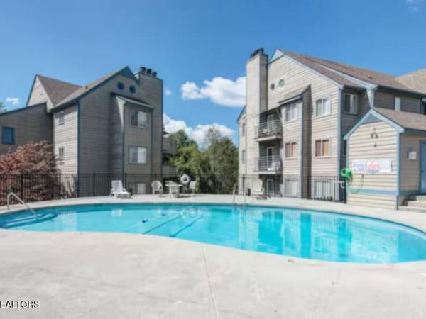 1260 Ski View Drive, Gatlinburg, TN 37738