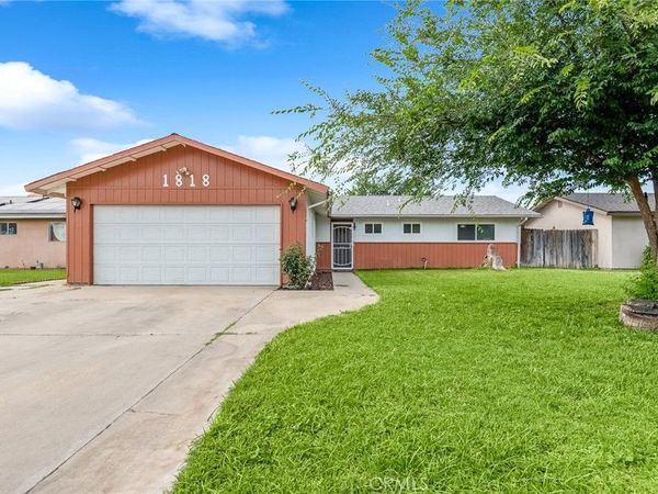 1818 W Buena Vista, Visalia, CA 93291