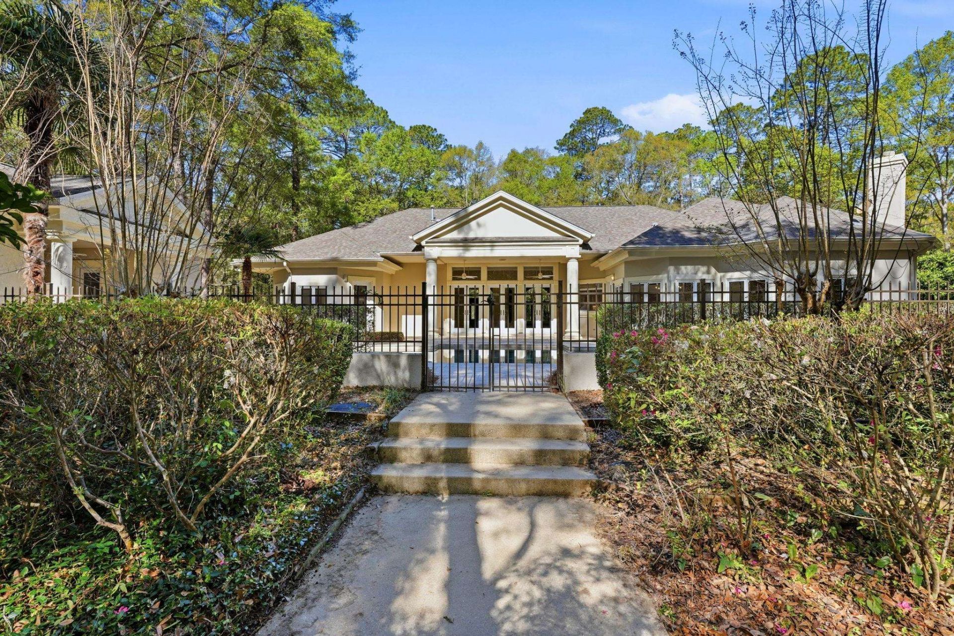 278 E Rosehill Drive , Tallahassee, FL 32312 Photo