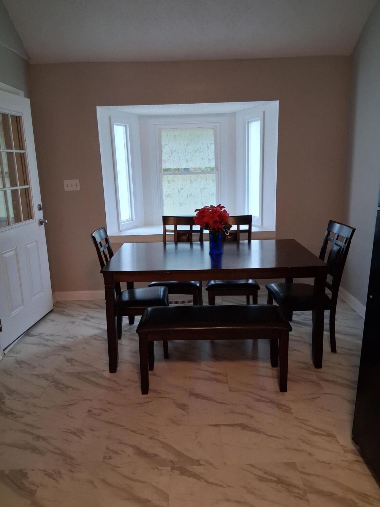 367 Emerald Street Photo 6