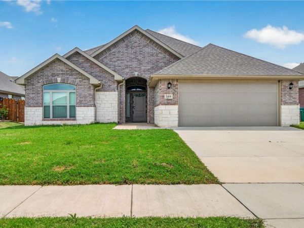 2410 Cameo Lane, Centerton, AR 72712