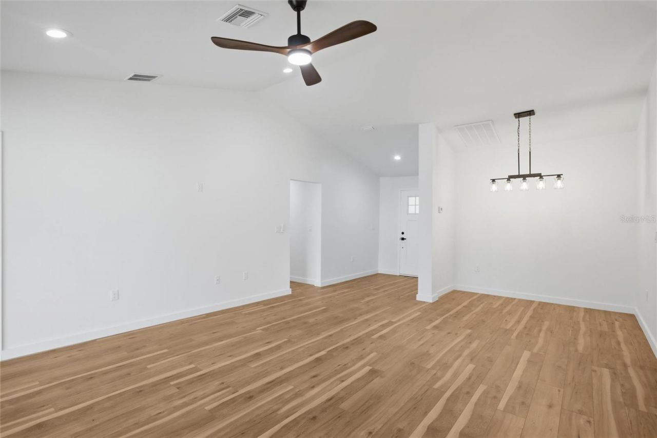 2031 W Myakka Road, Avon Park, FL 33825 Photo