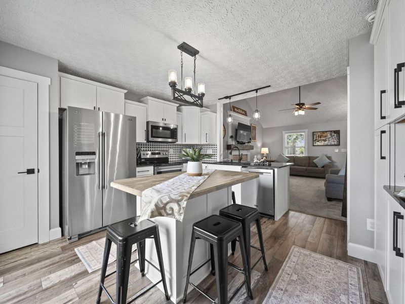 8320 Tegmen Street, Columbus, OH 43240 Photo 5
