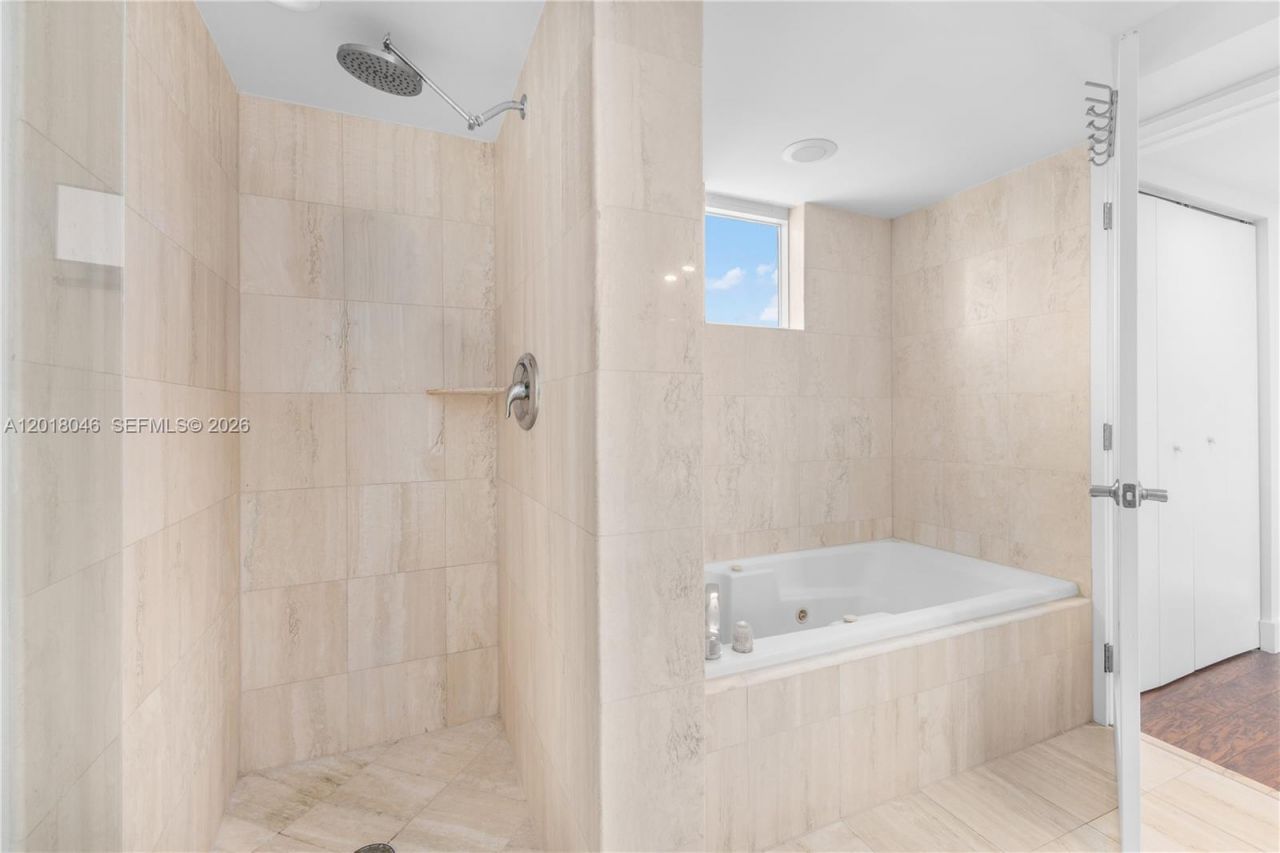 1800 Sunset Harbour Dr, Unit 1601, Miami Beach, FL 33139 Photo