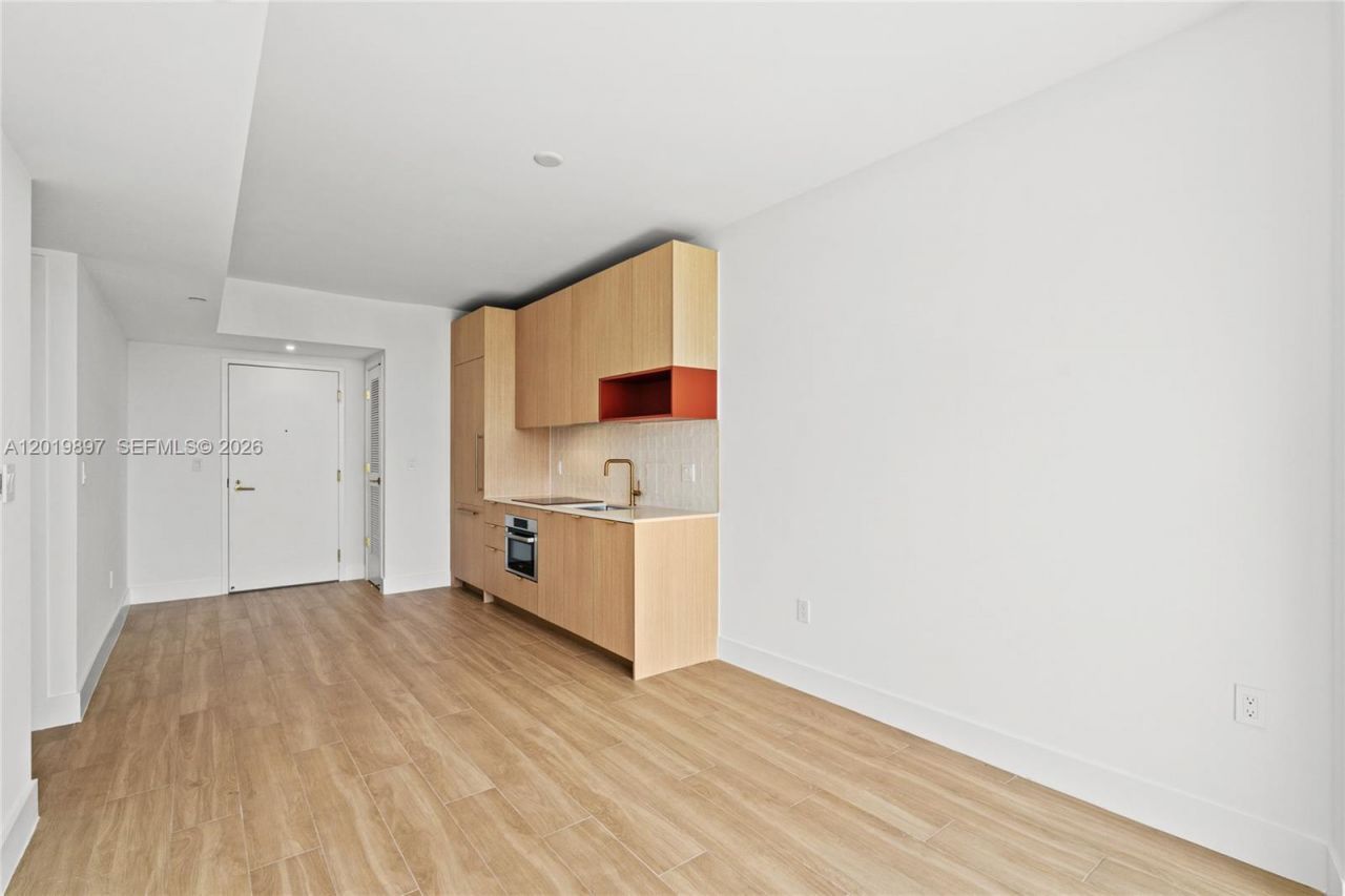 90 NE 32nd St , Unit 627, Miami, FL 33137 Photo