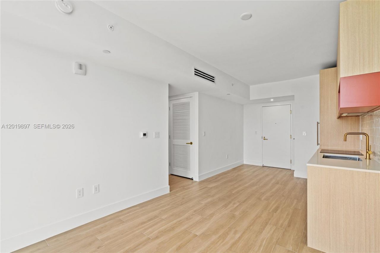 90 NE 32nd St , Unit 627, Miami, FL 33137 Photo