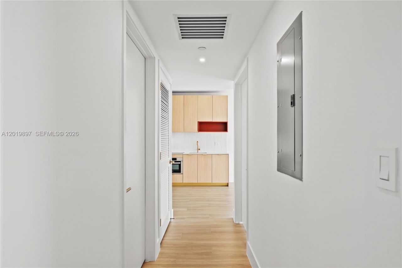 90 NE 32nd St , Unit 627, Miami, FL 33137 Photo