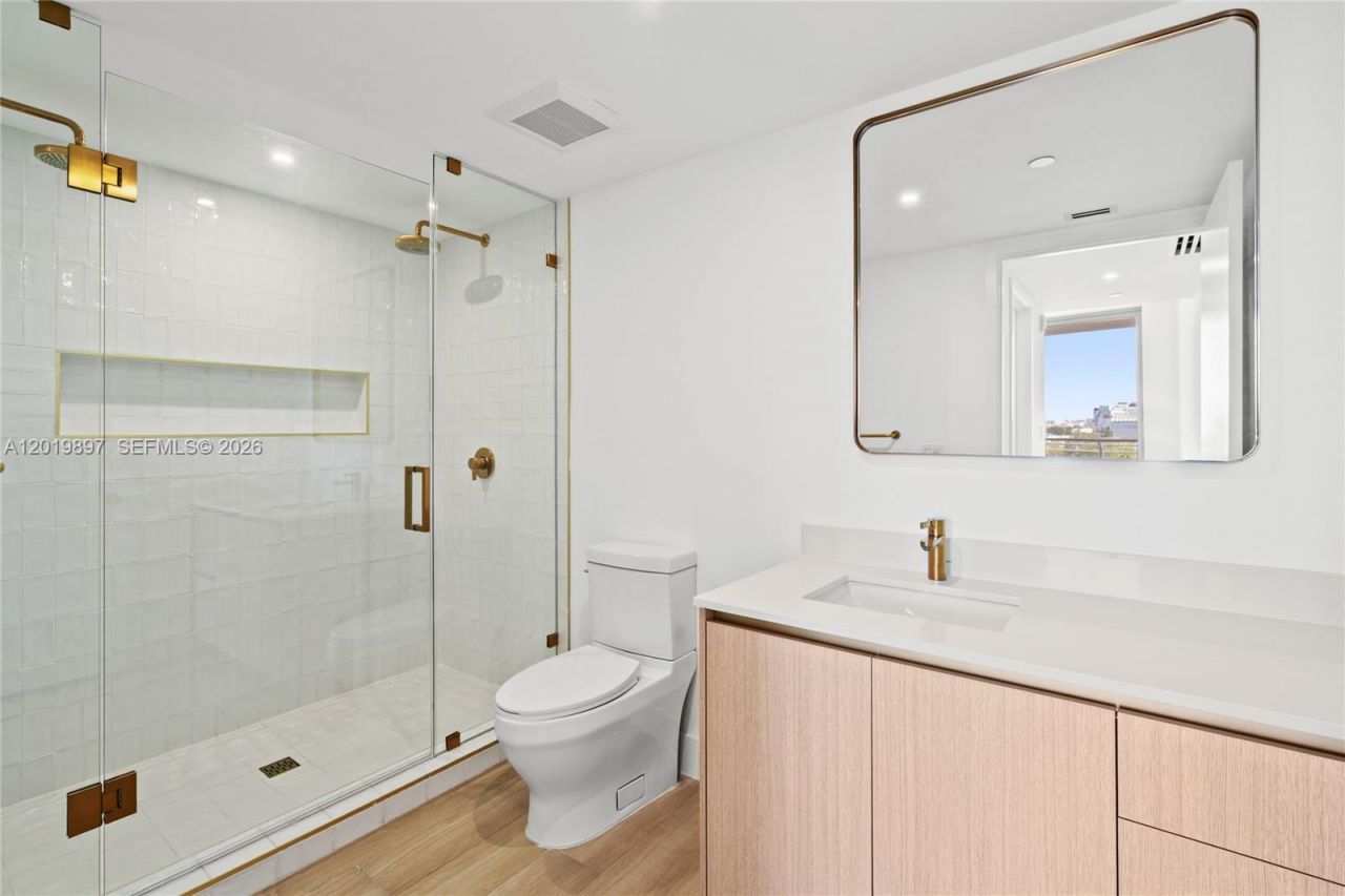 90 NE 32nd St , Unit 627, Miami, FL 33137 Photo