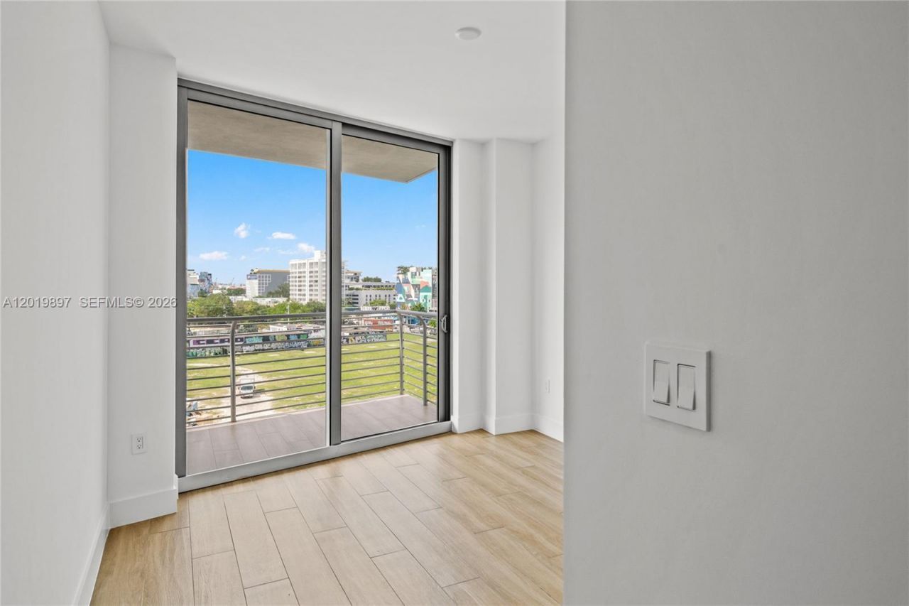90 NE 32nd St , Unit 627, Miami, FL 33137 Photo