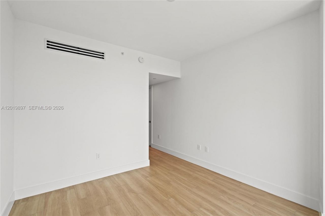 90 NE 32nd St , Unit 627, Miami, FL 33137 Photo