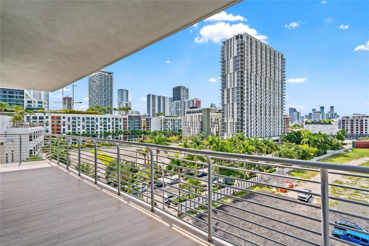 90 NE 32nd St , Unit 627, Miami, FL 33137 Photo