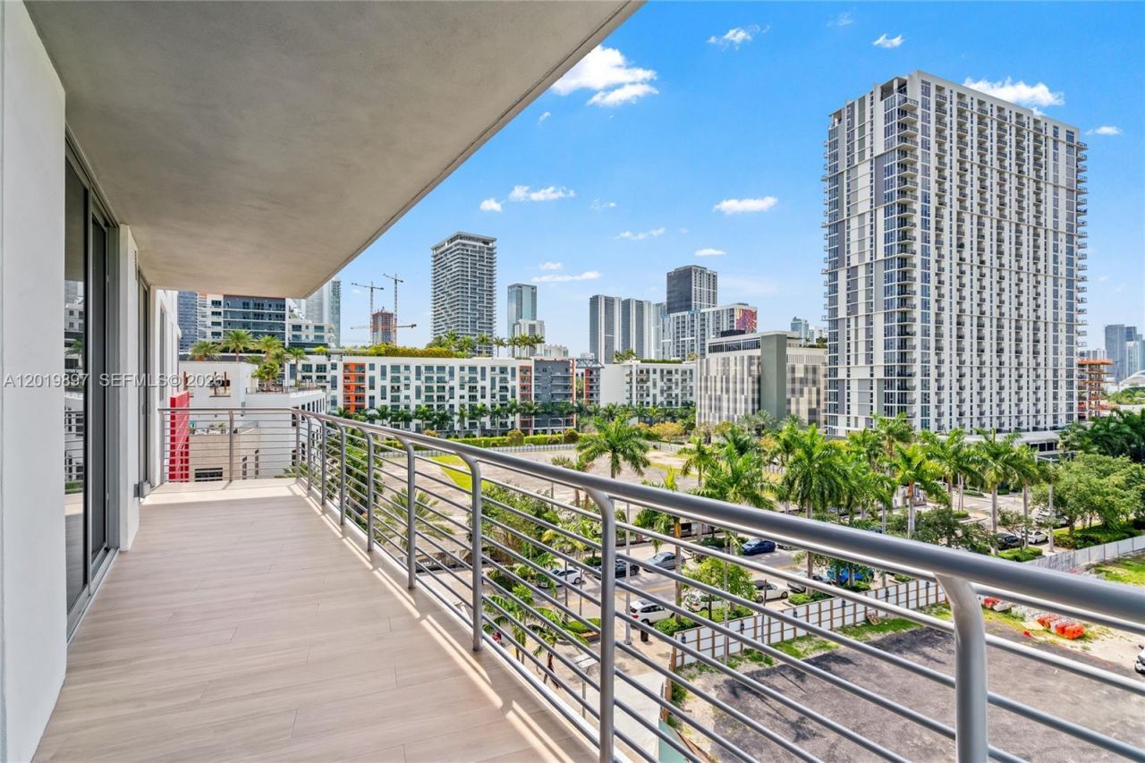 90 NE 32nd St , Unit 627, Miami, FL 33137 Photo