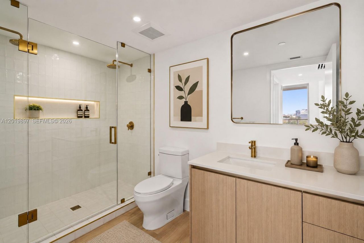 90 NE 32nd St , Unit 627, Miami, FL 33137 Photo
