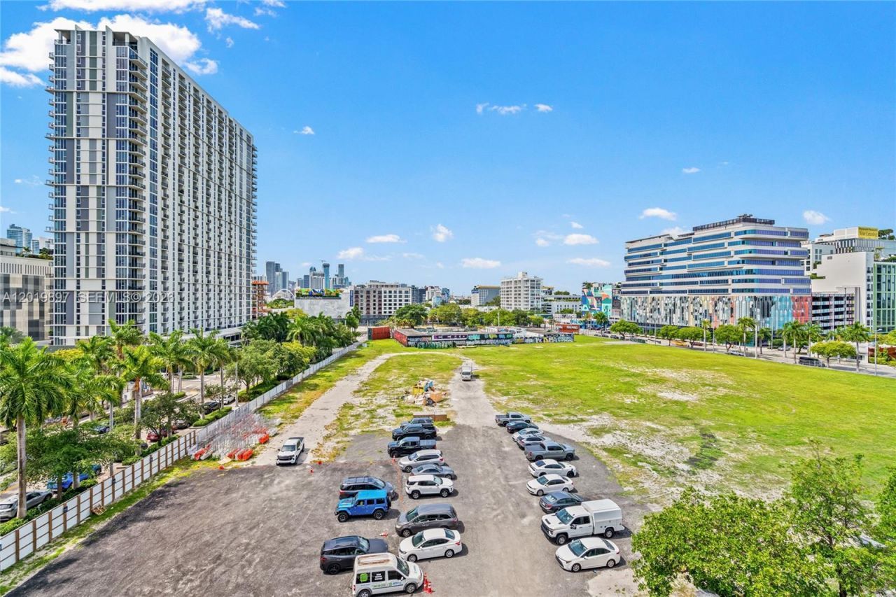 90 NE 32nd St , Unit 627, Miami, FL 33137 Photo