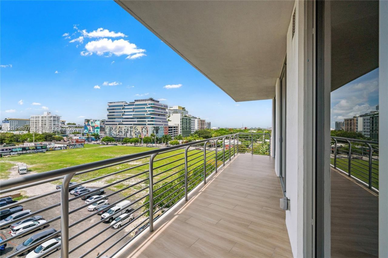 90 NE 32nd St , Unit 627, Miami, FL 33137 Photo