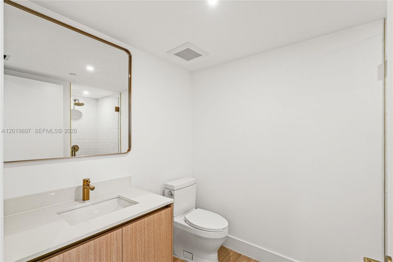 90 NE 32nd St , Unit 627, Miami, FL 33137 Photo