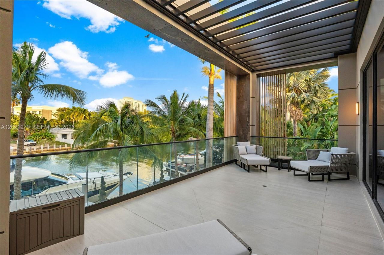 905 Belle Meade Island Dr , Miami, FL 33138 Photo